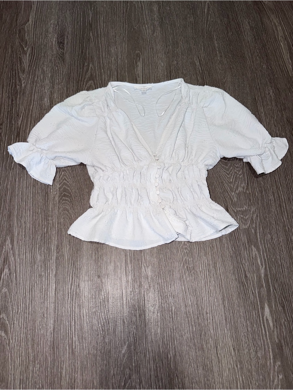 Kirious white blouse with ruffled sleeves size L